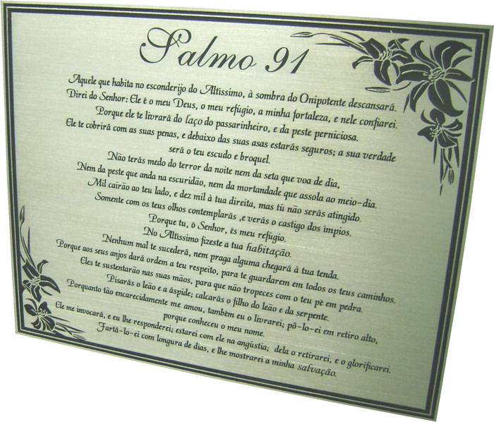 Placa para jazigo com gravação do salmo 91.